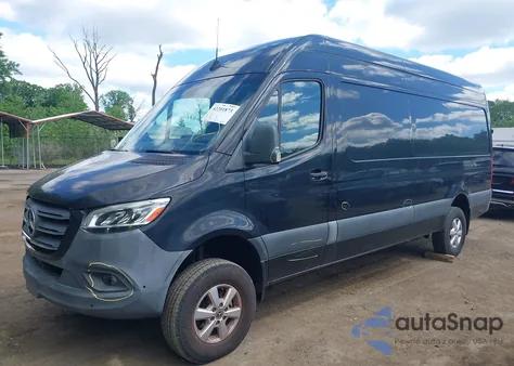 2020 Mercedes-Benz Sprinter 2500 High Roof V6 from USA, damaged, VIN W1W4ECVY2LT022043